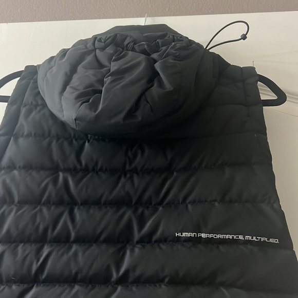 2XU Puffer Vest - Picture 4 of 5